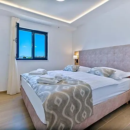 Remaneo Hotel 4*